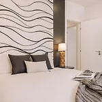 Dujal - 2 Bedrooms And Terrace In Lapa * Lisbona