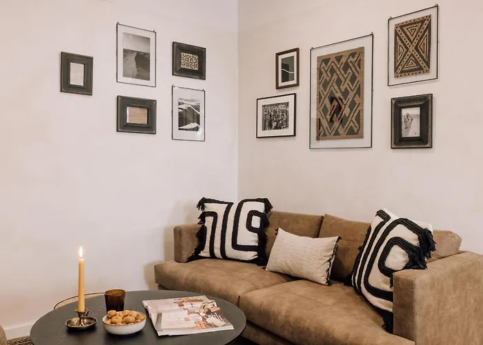 Dujal - 2 Bedrooms And Terrace In Lapa アパート リスボン